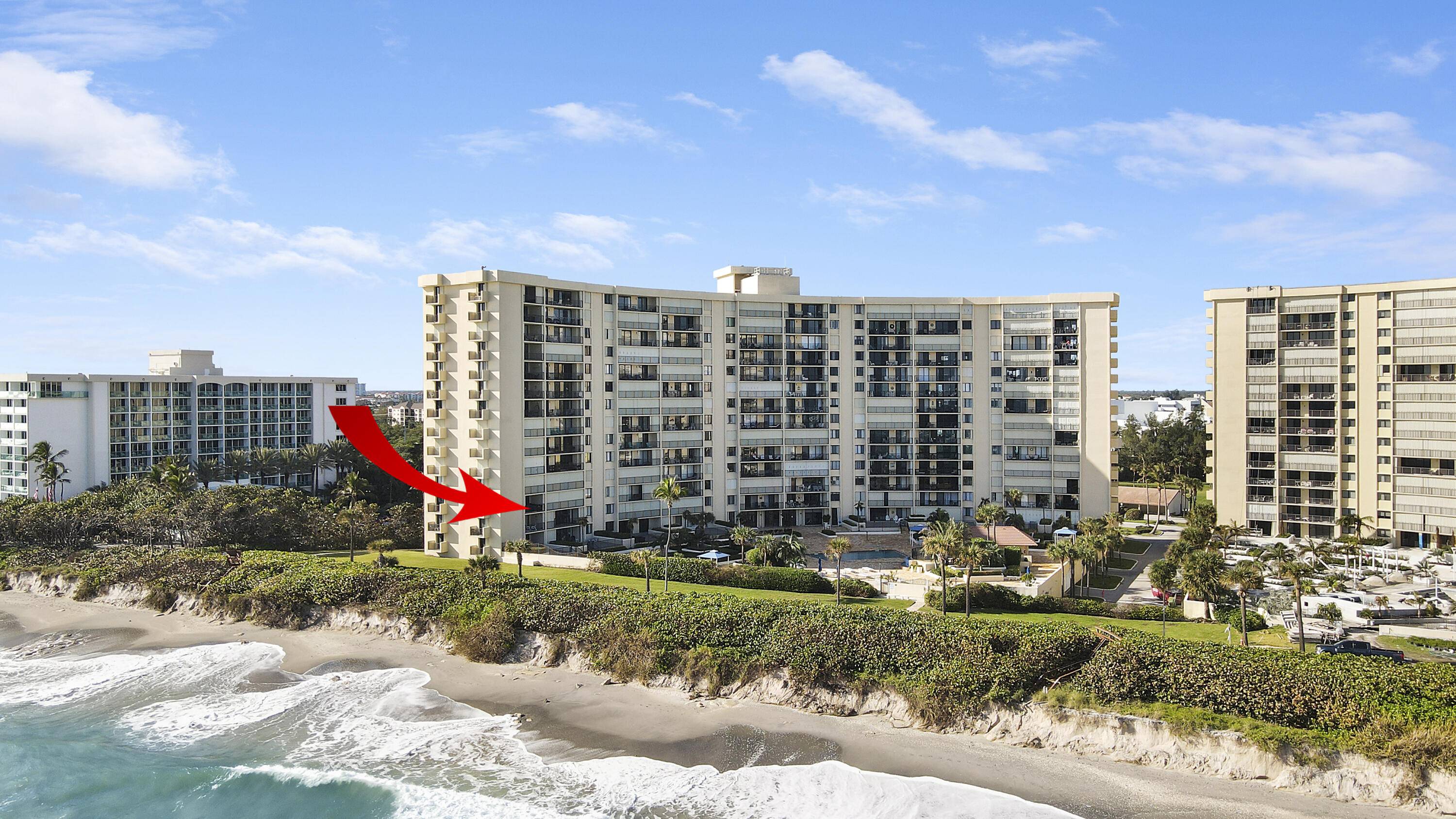 AMAZING LOCATION ! 3rd floor end unit, direct beachfront, just south of the Jupiter Inlet, next door to the fabulous Jupiter Beach Resort.