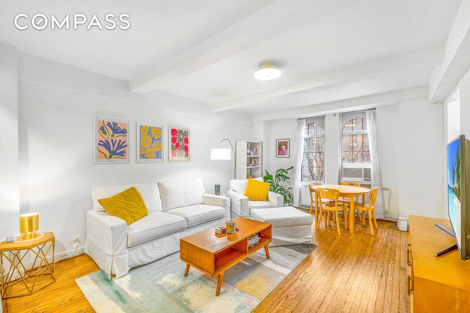 Here is your chance to rent in the most iconic Chelsea prewar building available.