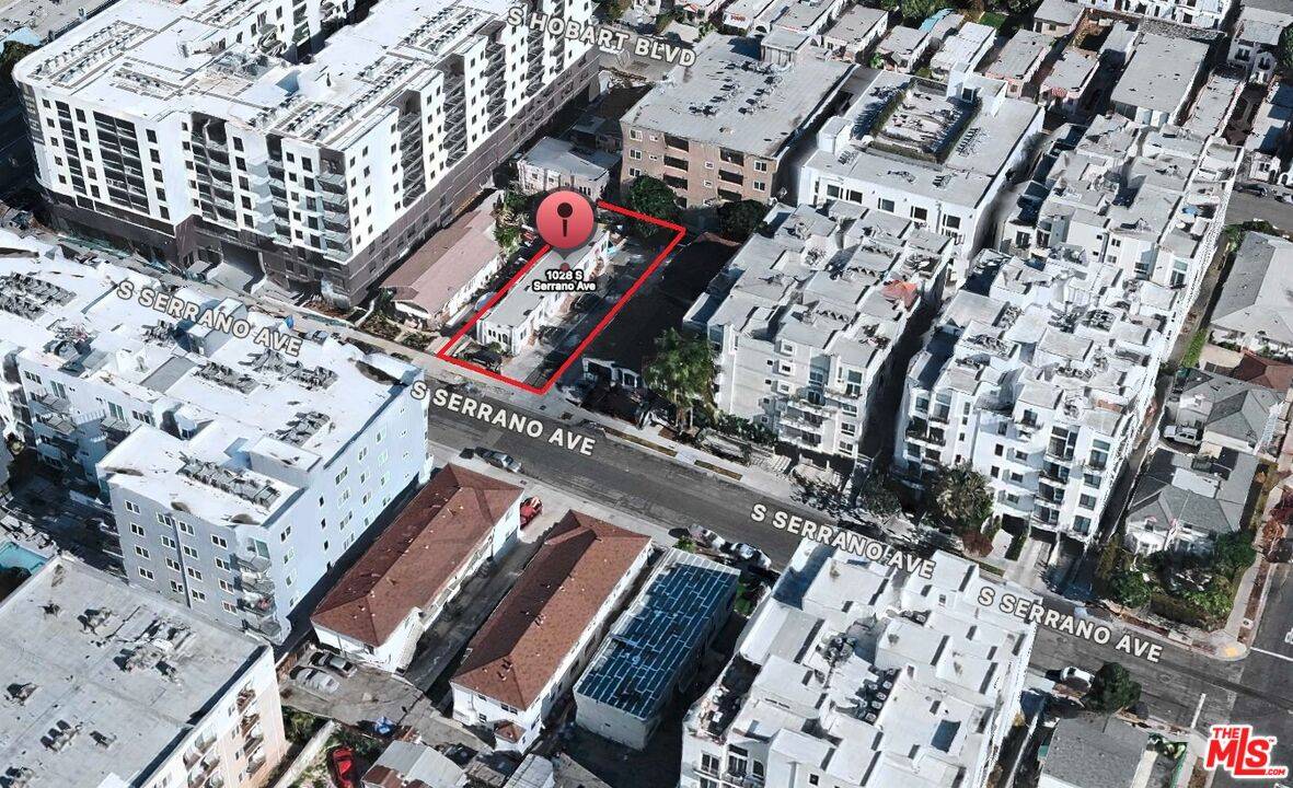 1028 S Serrano Ave La