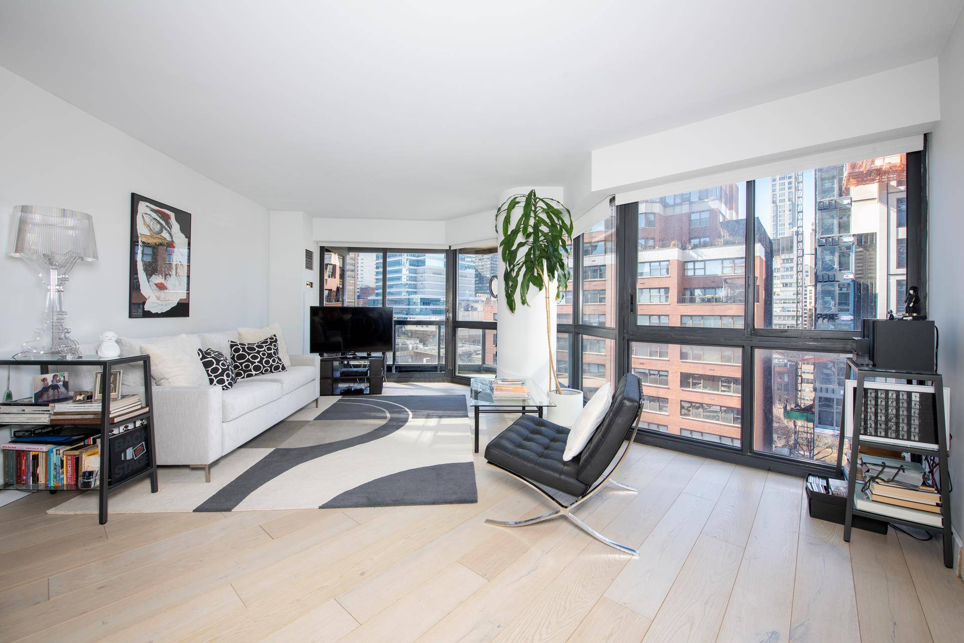 . A PERFECT CONDO IN THE SAVOY !