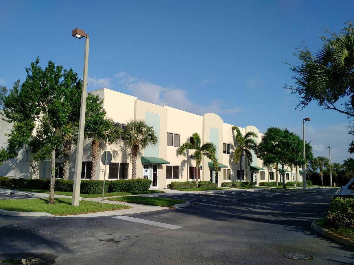 Nice Tenant occupied light industrial condo in Lake Worth Beach.