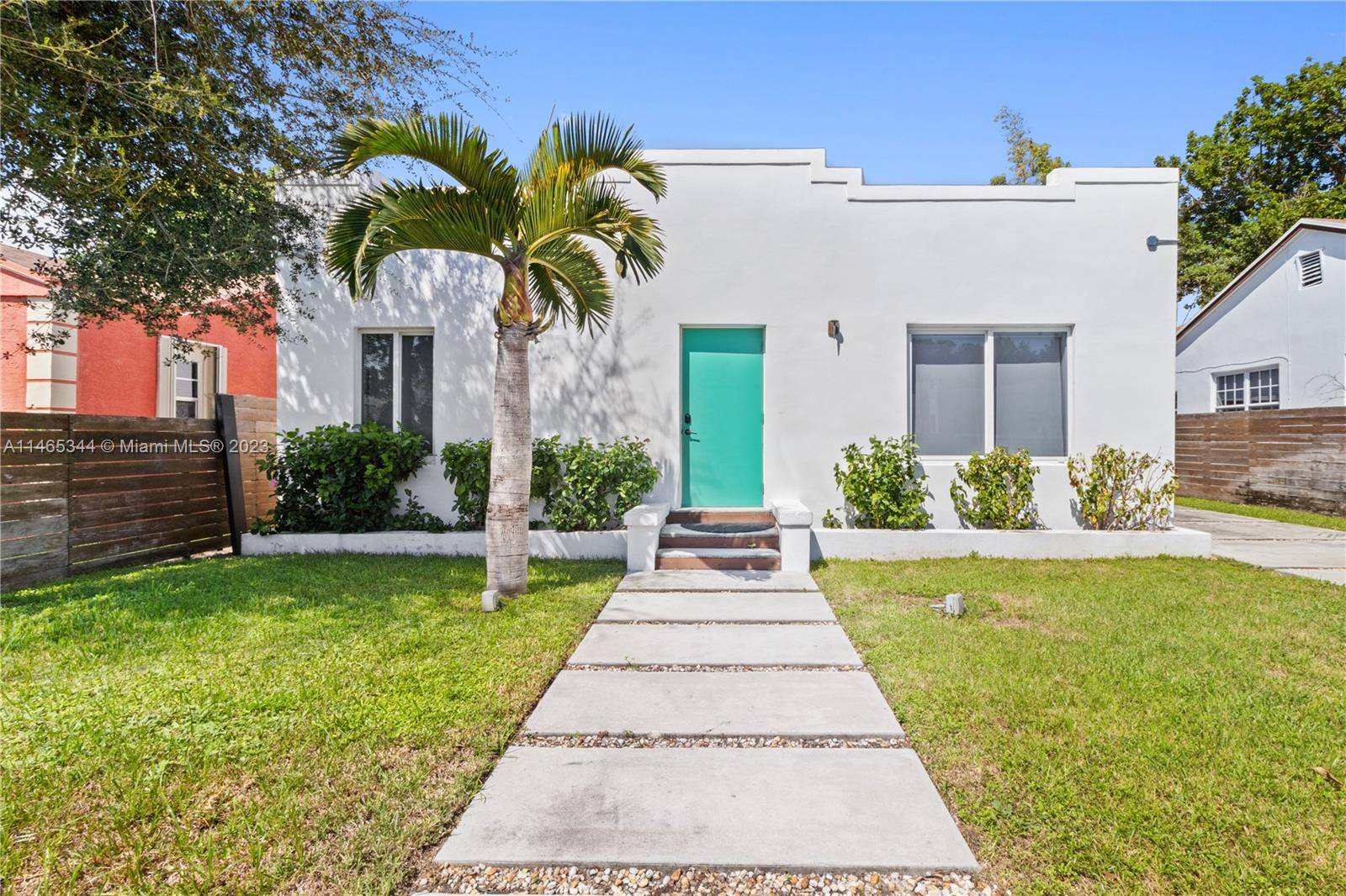 Welcome to your dream home in the highly sought after Design district !