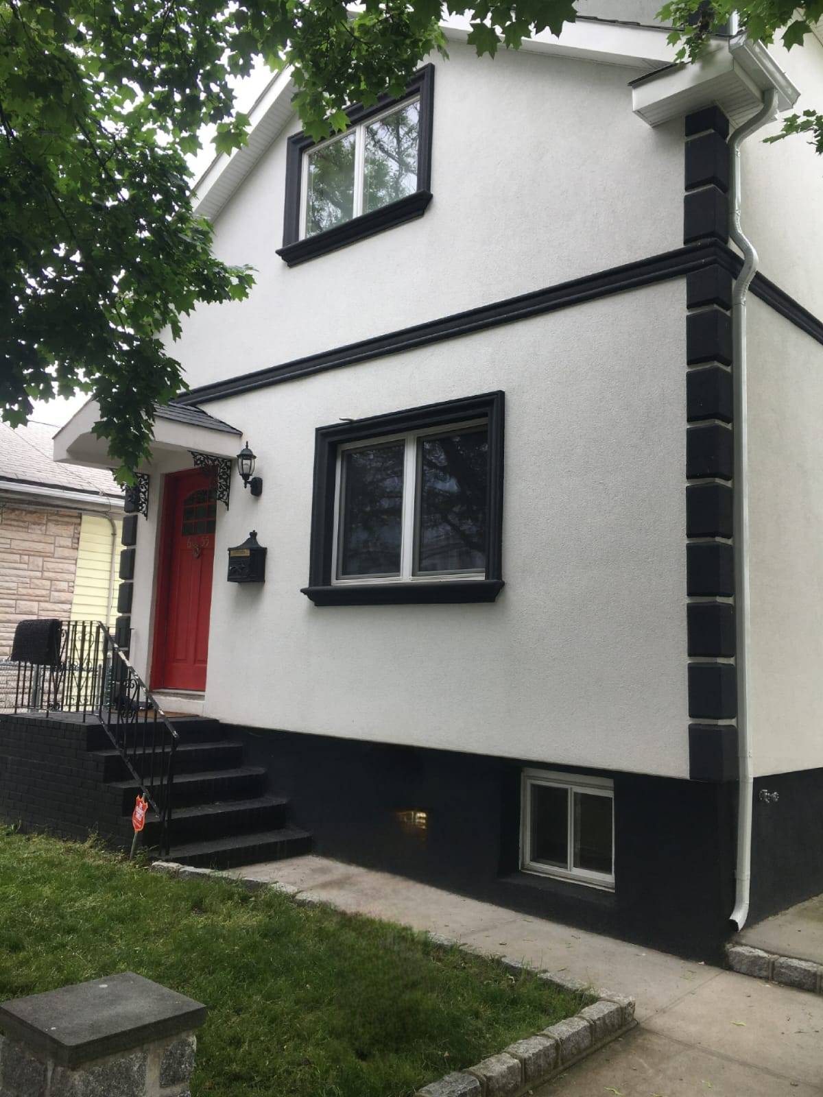 Welcome Home ! This 4 bedroom, 3 bathroom home on a 40x100 lot in Maspeth Queens is ready for you to move in.