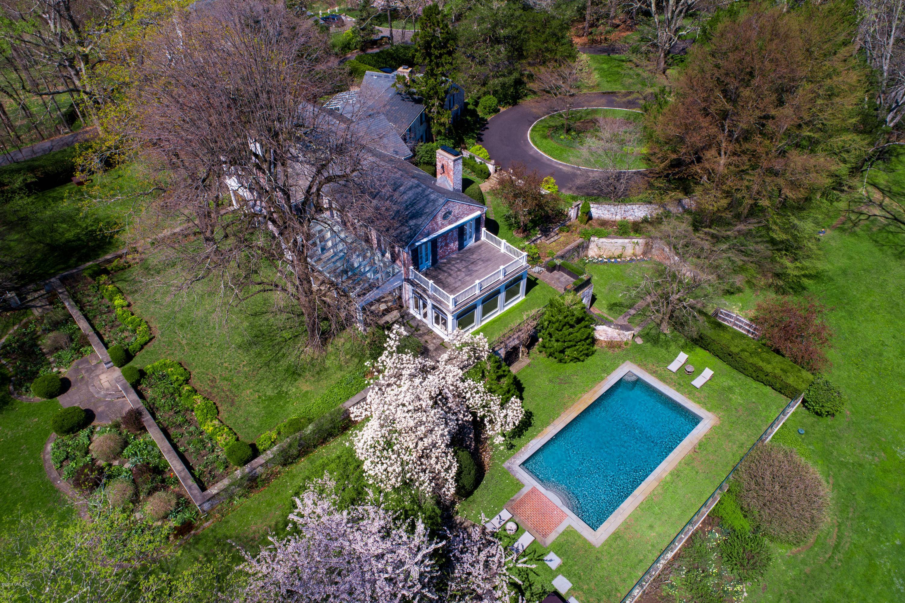 A rare opportunity to acquire this premier estate set in a 31.