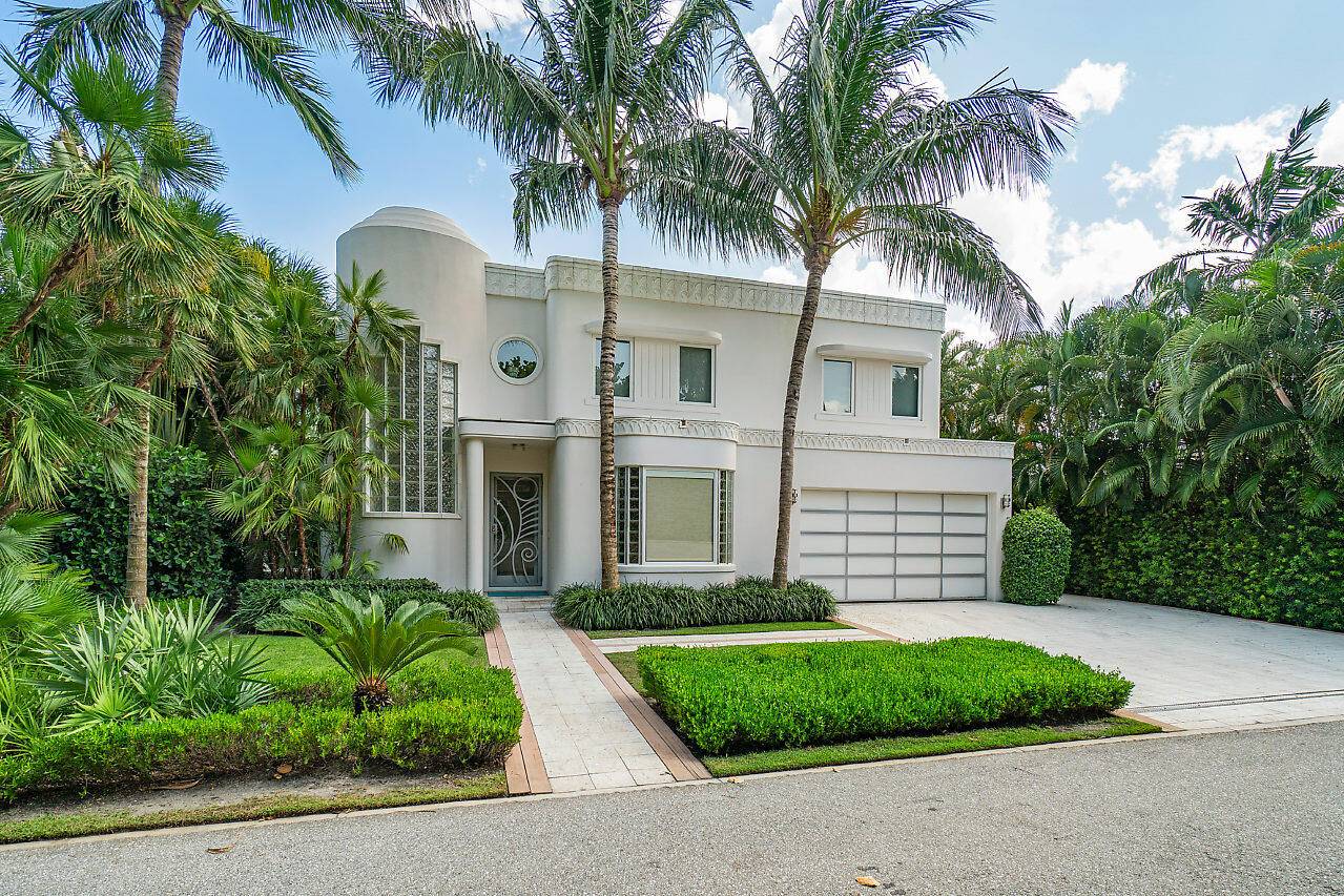 Located on the sizzling North end of Palm Beach, this turnkey art deco home built in 2013 is a seasonal favorite.