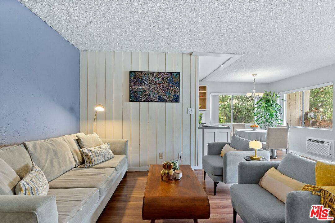 1831   Prosser Ave 2BR Beverlywood La