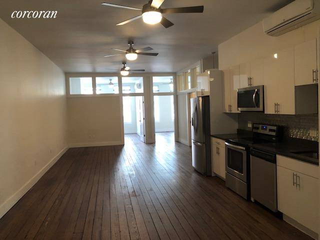 Rare Oversized Loft on Chambers Street Only 2 Flights Up, Entire 3rd Floor 3.
