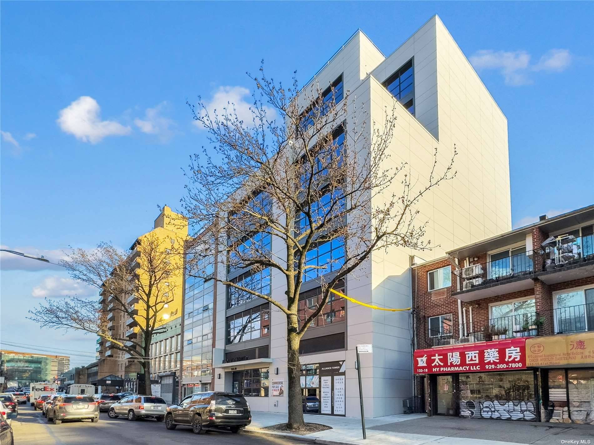 Welcome to Alliance Tower, an impressive Class A office building located at a prime location in the heart of Flushing, complete with a 25 year ICAP tax abatement and easy ...