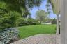 View of the side/front yard