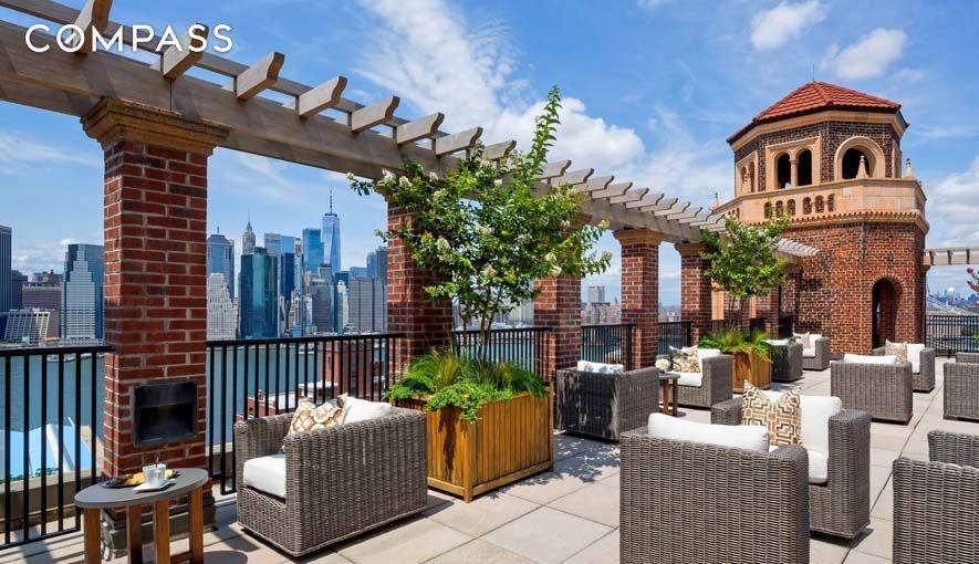 CONTEMPORARY COMFORTABLE CONVENIENT SENIOR LIVING COMMUNITY Apt 802 Assisted Living The Watermark at Brooklyn Heights is a senior living community located in the historic and beautifully renovated Leverich Towers Hotel.