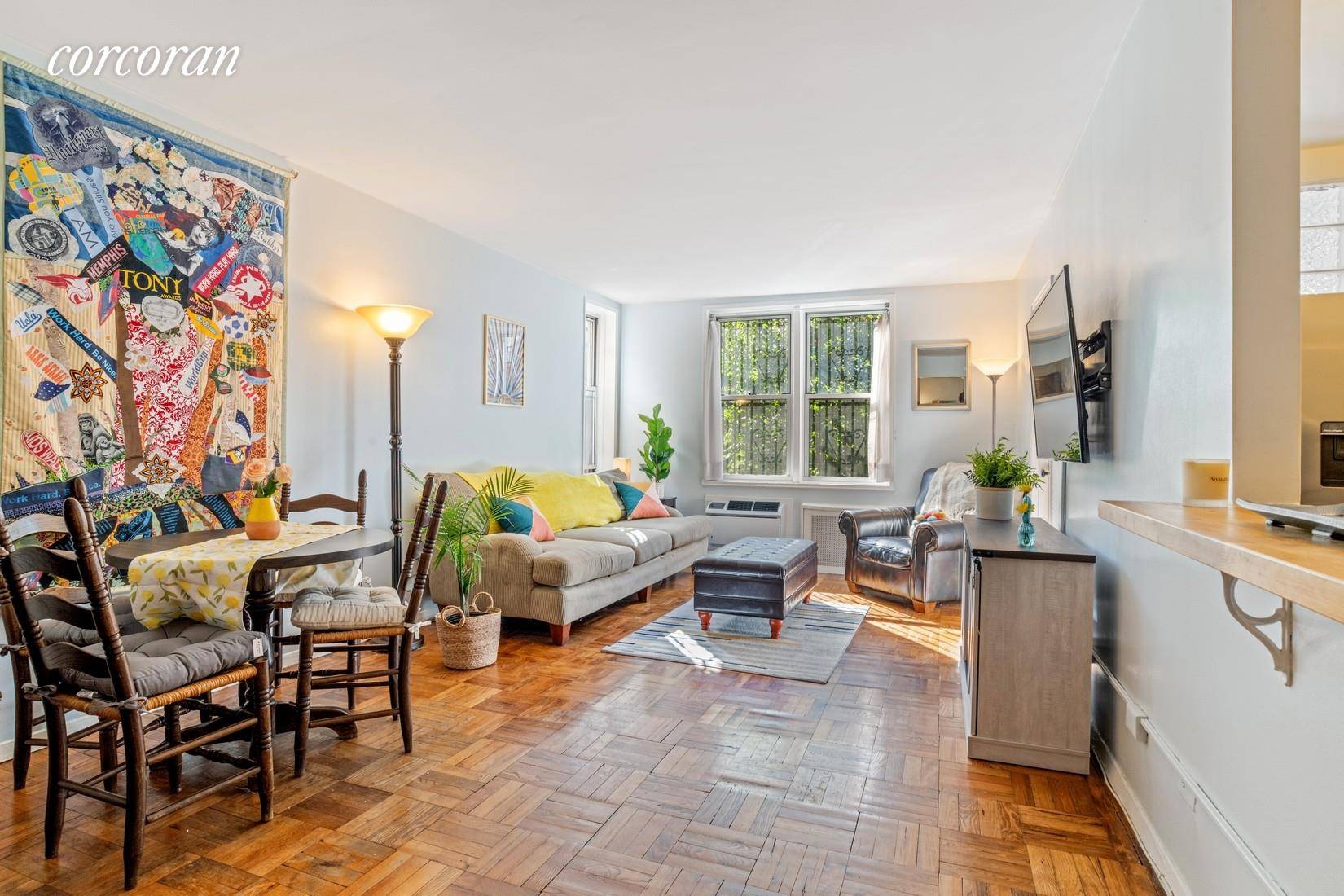 THE BEST Value in Brooklyn Heights Welcome to 245 Henry Street Apt 1D.