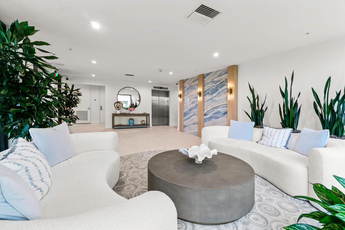 055-5460NorthOceanDrive-5B-SingerIsland-