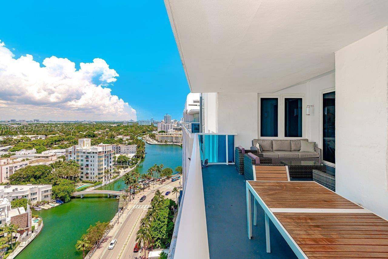 Modern 3 bed, 2 bath penthouse residence in South Beach s hottest building, boasting 180 degree panoramic views of the city skyline and Biscayne Bay.