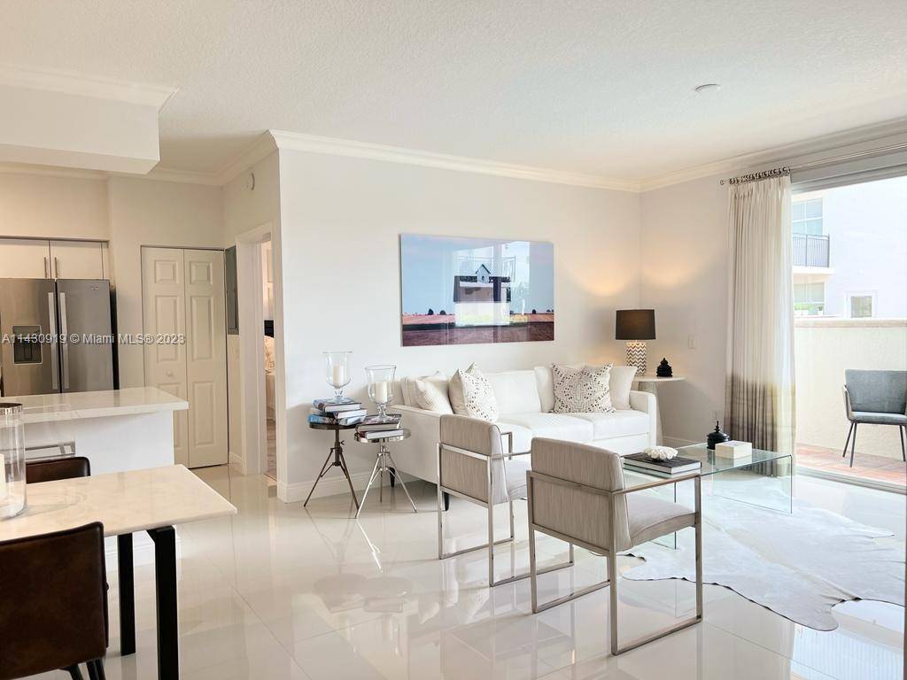 Elegance, refinement, and style are the defining features of The Residences at Merrick Park apartments in Coral Gables, FL.