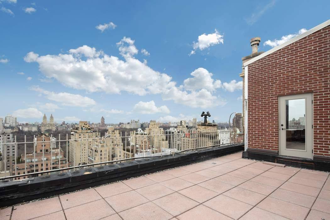 Magical Park Views from Park Ave PH 21st amp ; 22nd Fl This extremely rare and freshly gut renovated Penthouse Duplex is perched atop a most distinguished white glove prewar ...