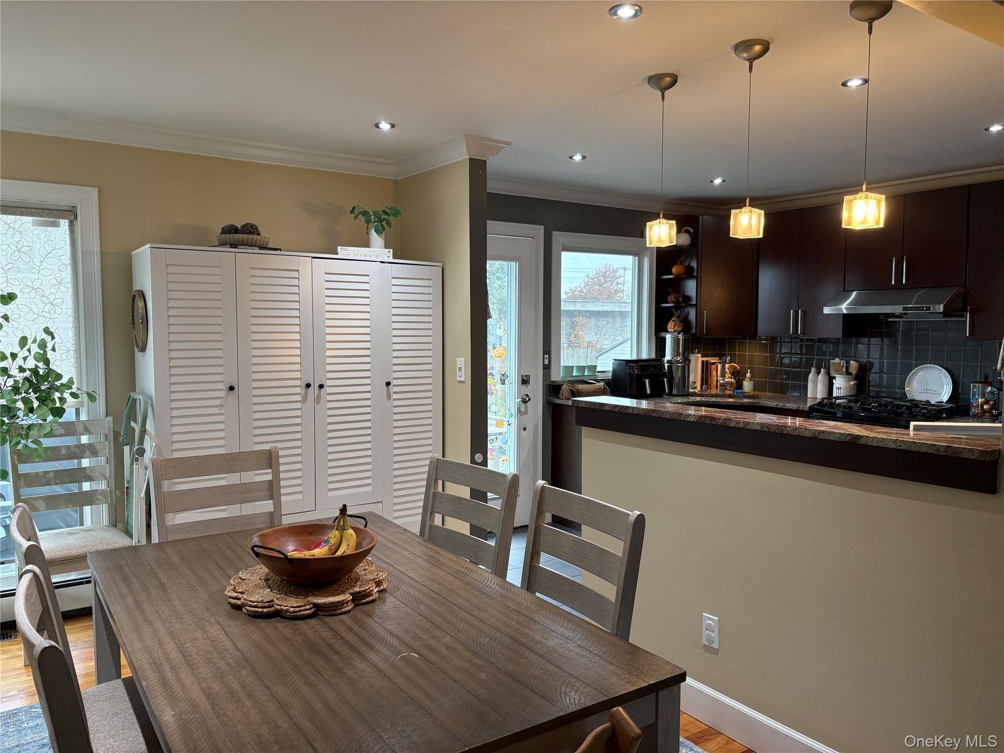 Welcome to 3610 Ionia Street Legal 2 family home in Seaford.