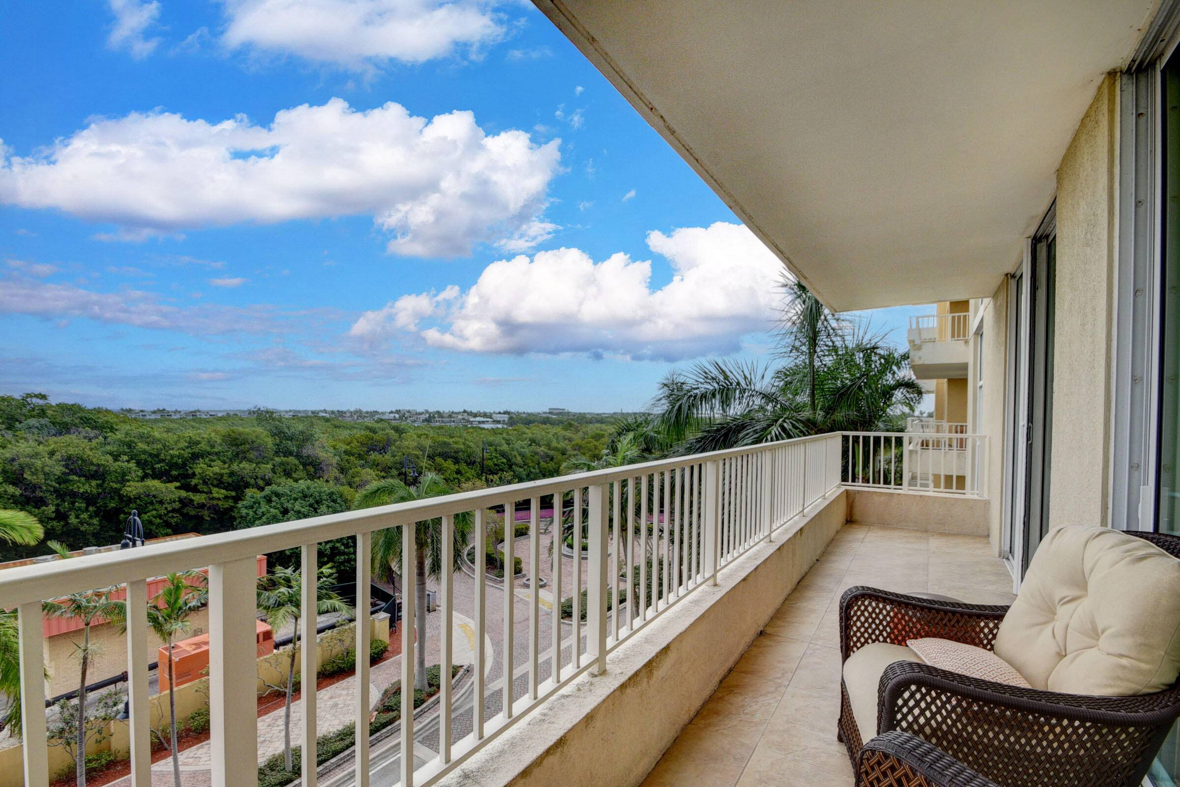 Price Reduction ! ! Intracoastal living, with balcony and window views of the lagoon and Intracoastal for you or your tenants to enjoy.