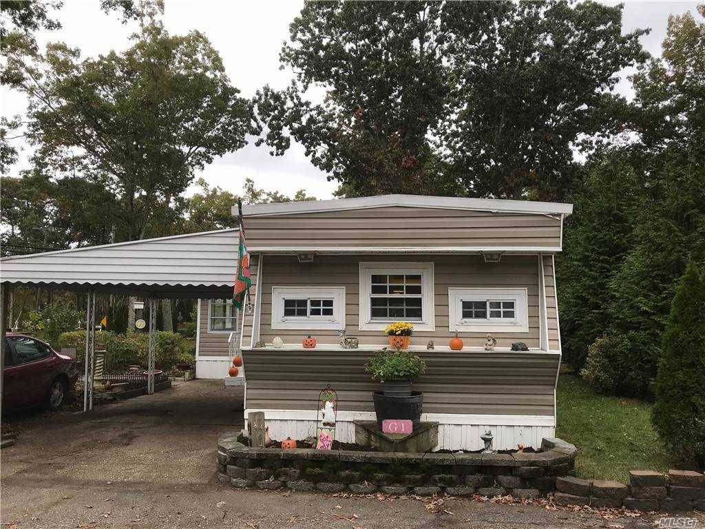 CASH DEAL, 55 community, Lovely home in beautiful Wading River.