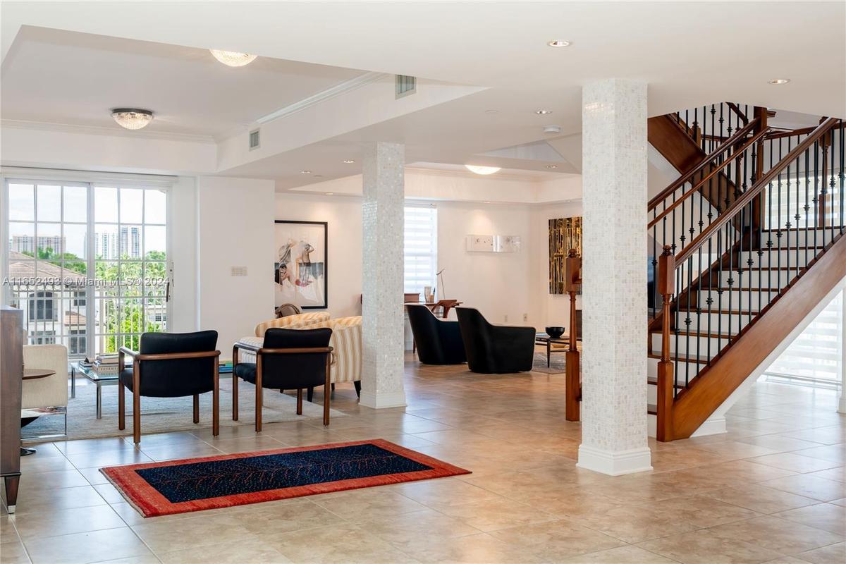 Downstairs entry from foyer