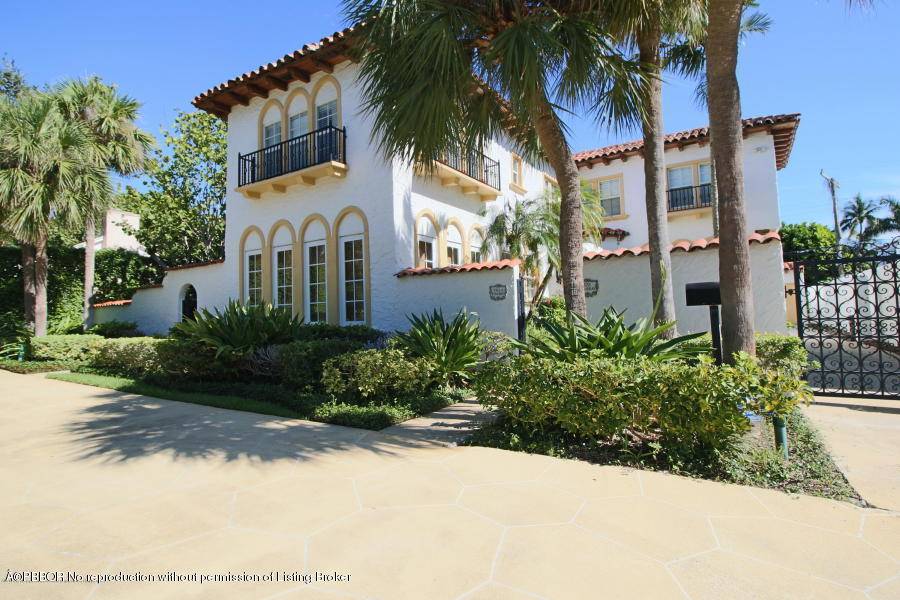 LOVELY MEDITERRANEAN HOME IN THE HEART OF PALM BEACH WITH A POOL CLOSE TO BEACH TOWN TENNIS COURTS AND PLAYGROUND WORTH AVE SHOPPING AND RESTAURANTS CLOSE BY.
