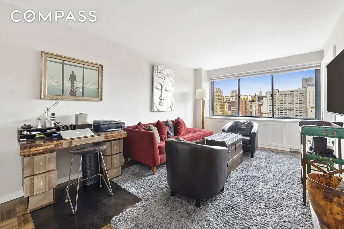 Spacious one bedroom with breathtaking open eastern views located at the crossroads of Greenwich Village and the West Village.