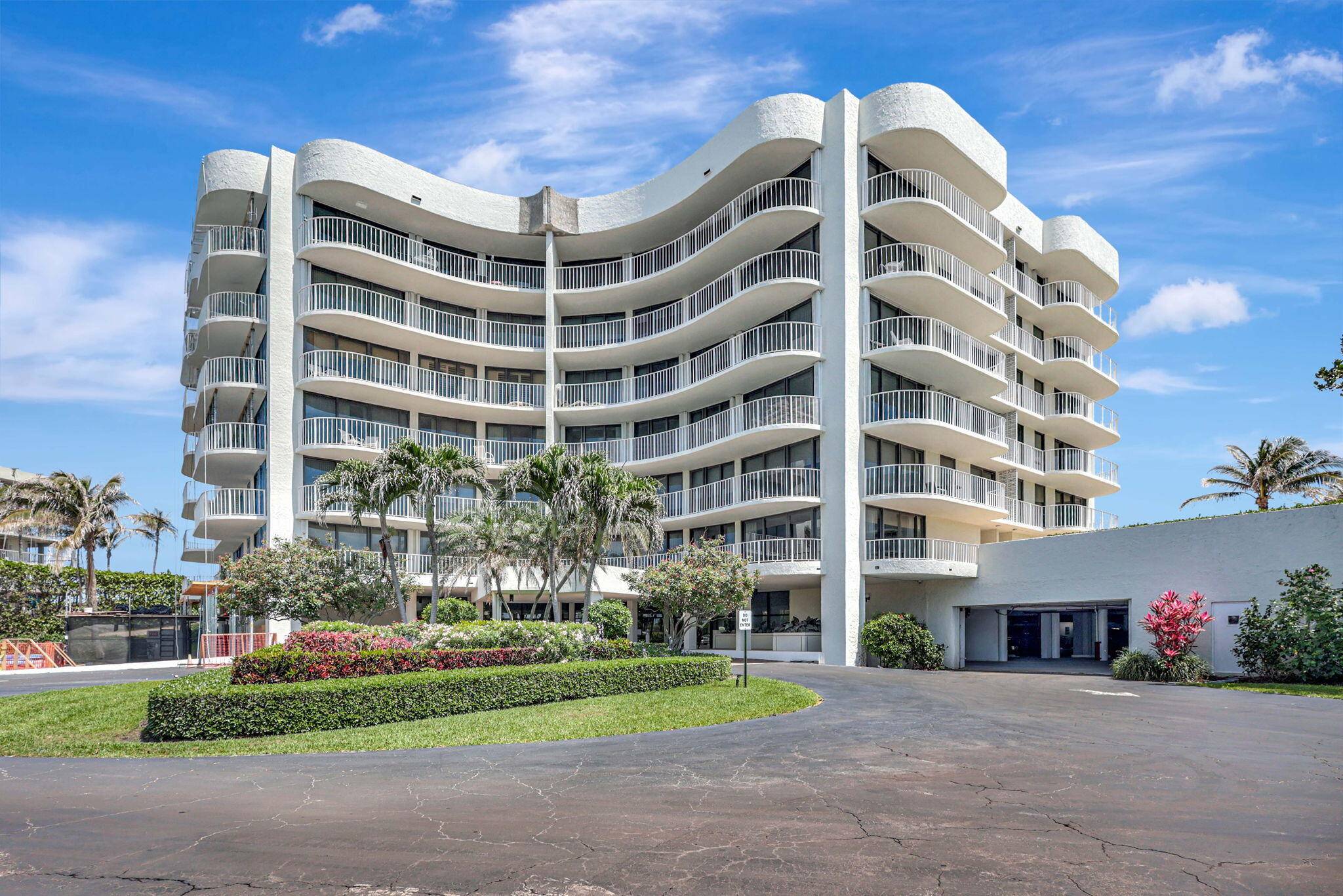 Palm Beach Exceptional oceanfront penthouse, offers stunning 360 degree water views of the intracoastal and ocean.