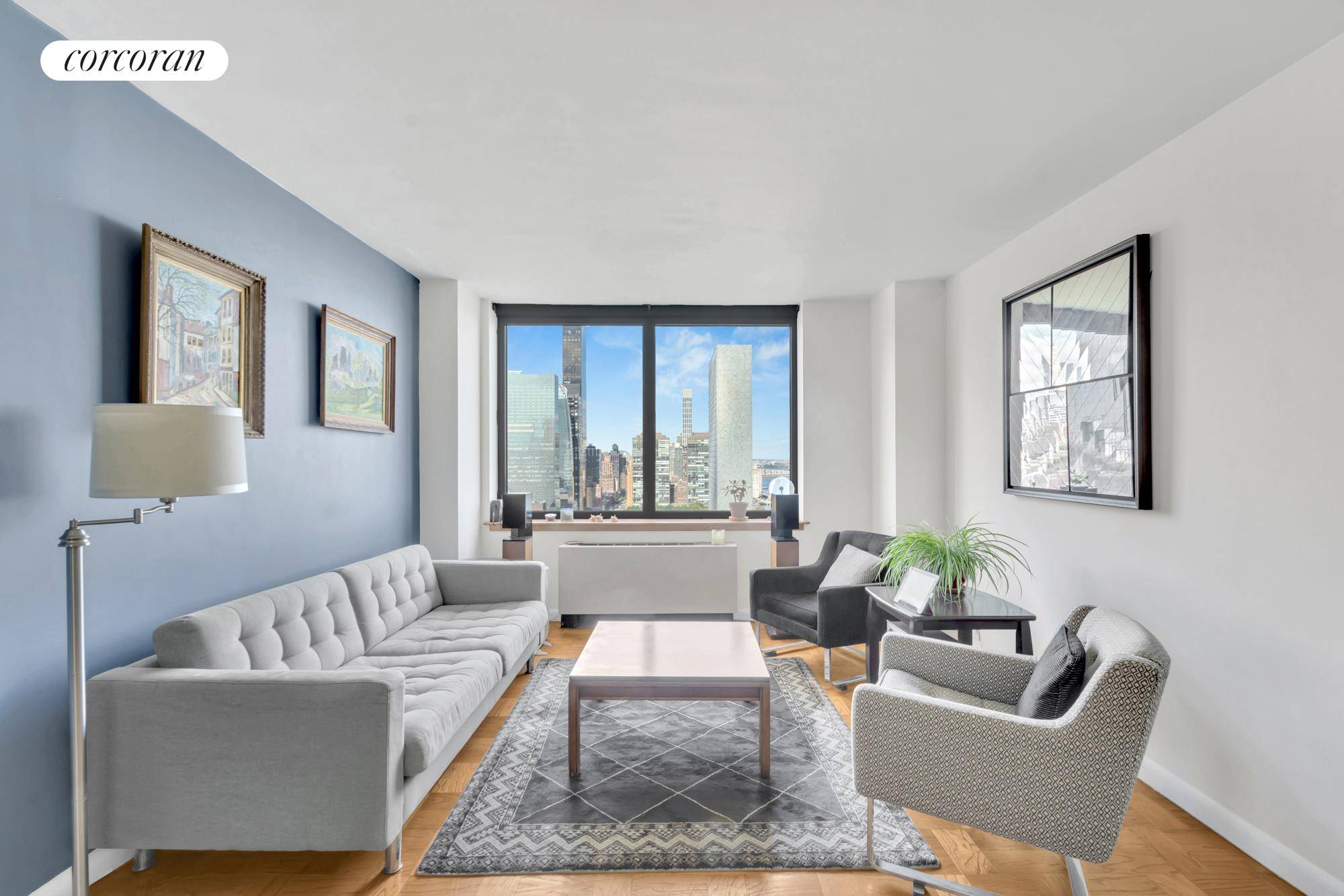 Amazing opportunity ! Perched on the 34th floor, this luminous 1 bedroom, 1 bath apartment in an elite, full service Murray Hill condo has Northern amp ; Eastern exposures with ...