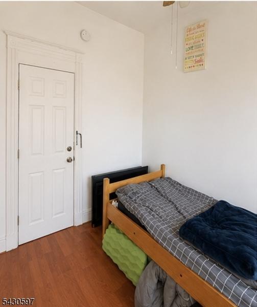 Den - Bedroom