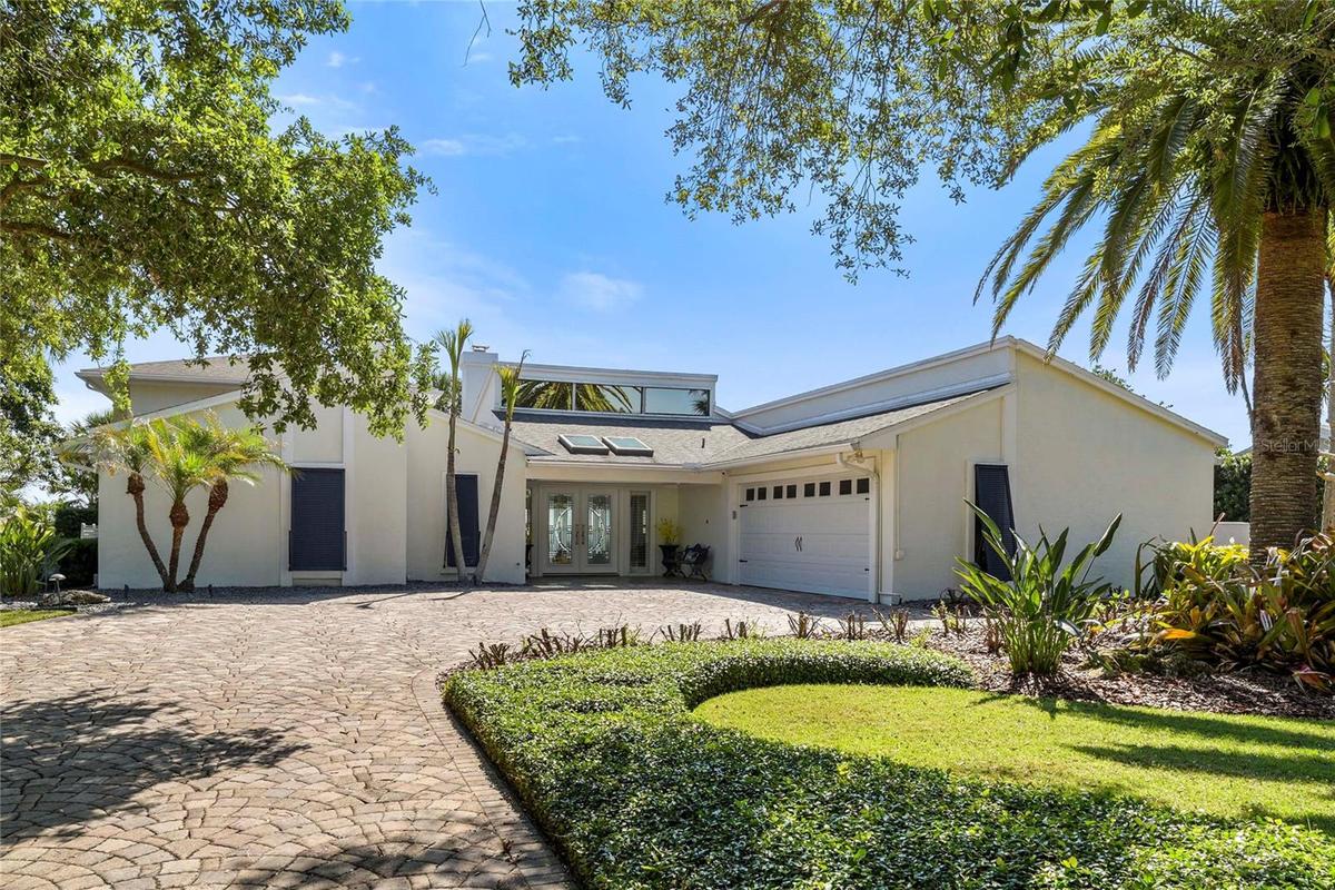 Understated Elegance in the Coveted Enclave of Yacht Club Island