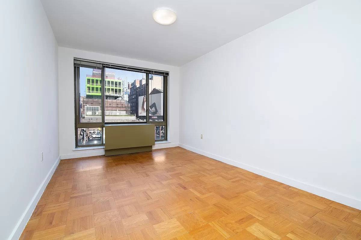 Residence 7G is a CONVERTIBLE 2BR 2BA with a large common space that can easily be converted to a second windowed bedroom with room left over for a common space ...