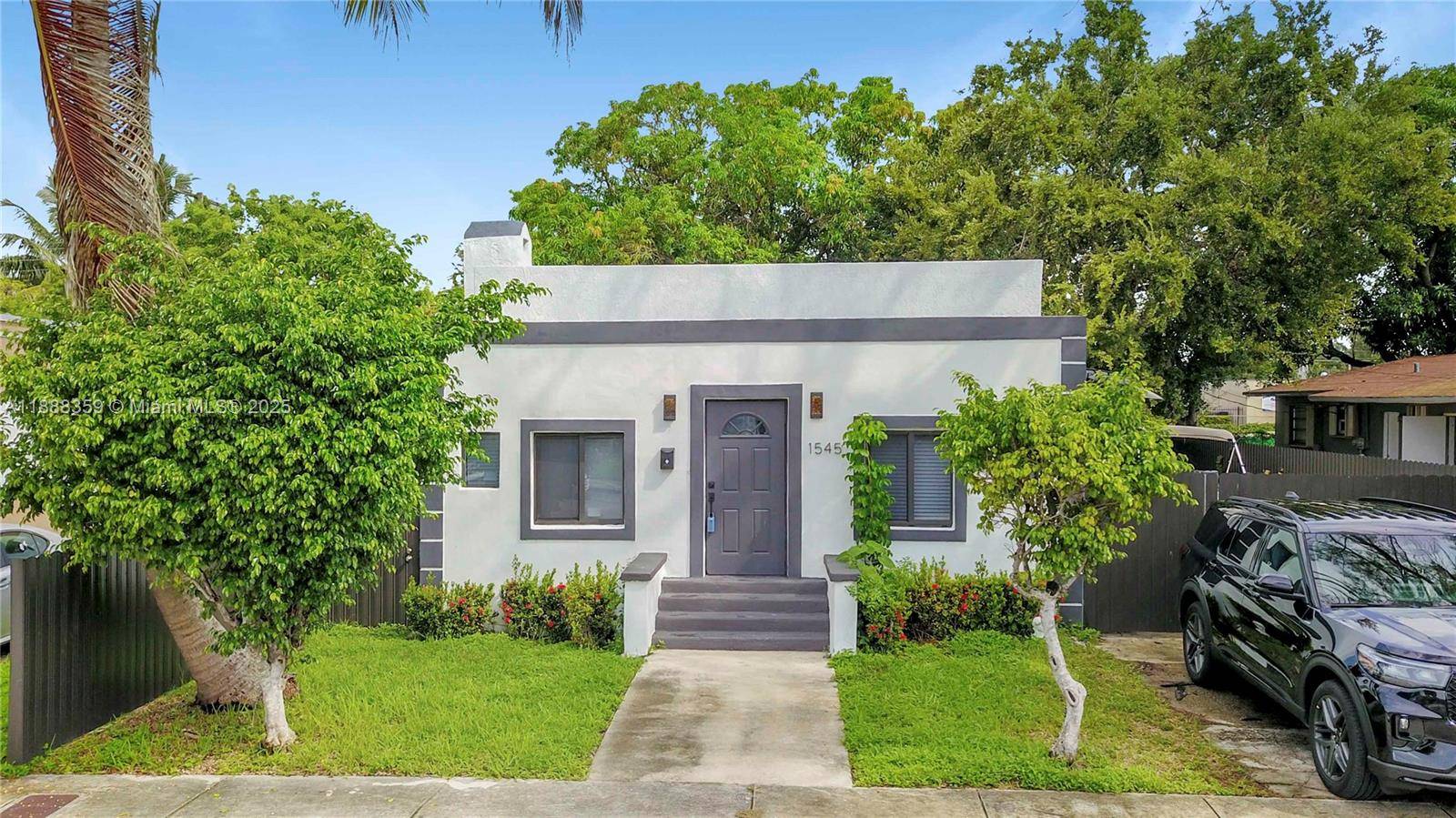 INVESTORS DREAM ! ! ! Fully rented income producing, Modern amp ; Versatile !