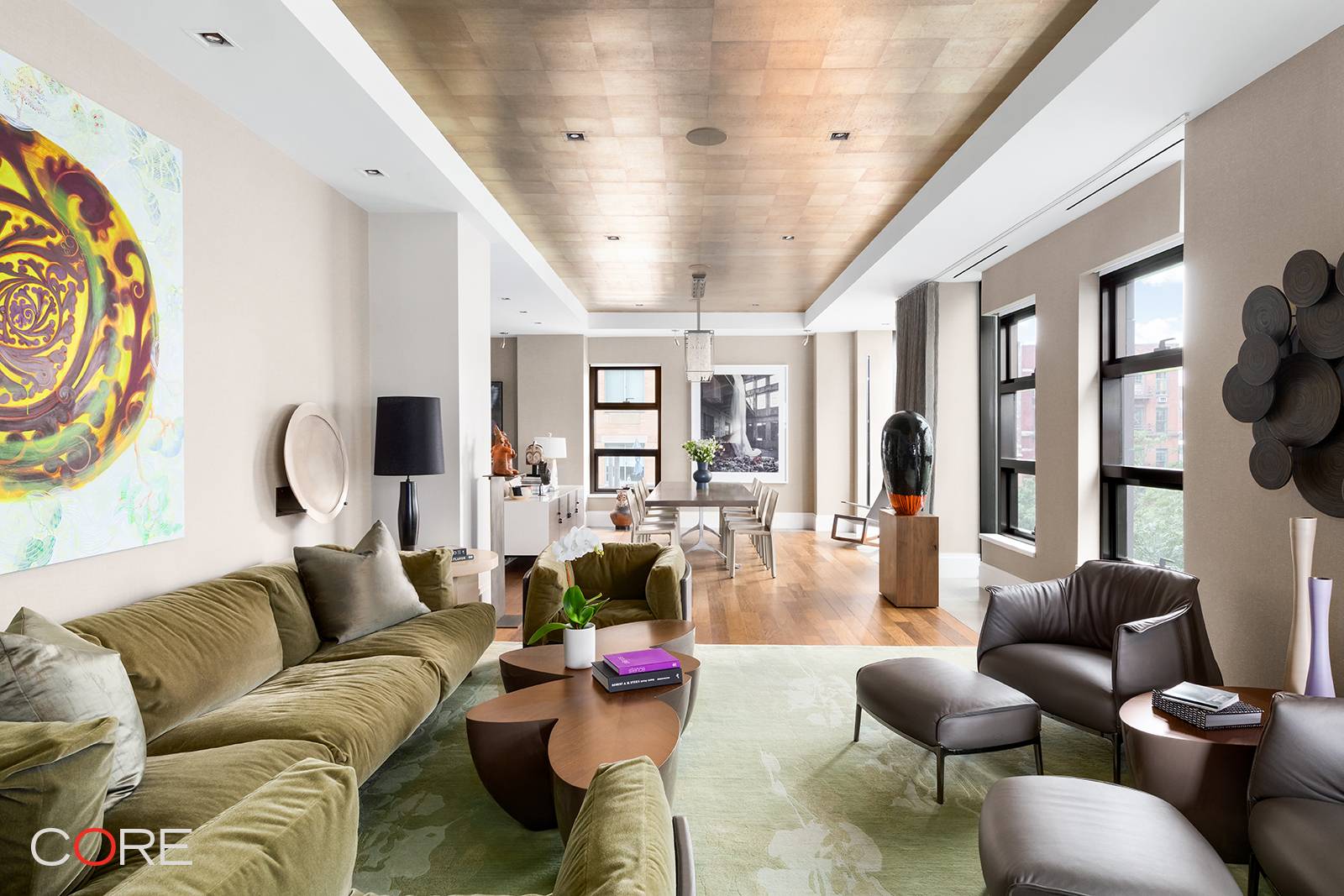 Residence 4E at 385 West 12th Street offers an exemplary West Village living experience on a cobblestoned, tree lined block with top of the line finishes and amenities to match.