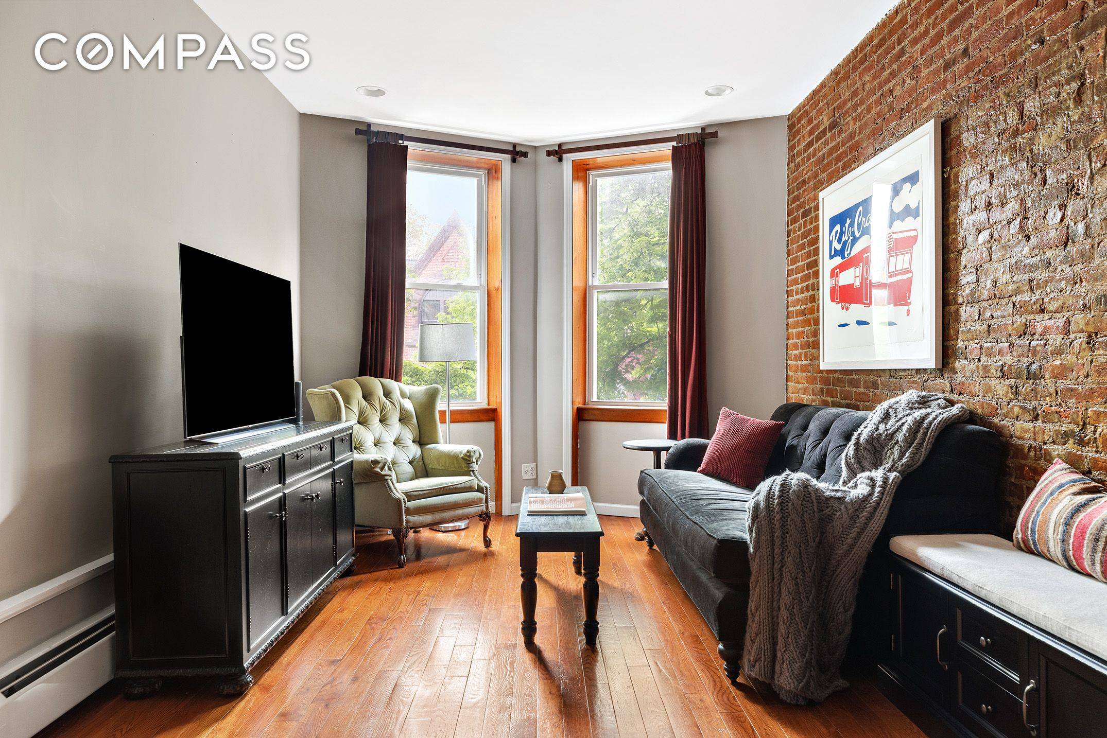 Enjoy modern conveniences with prewar charm in this second floor, 2 bedroom 2 bathroom condo apartment located mere moments to Prospect Park, in the heart of Brooklyn s best cultural ...