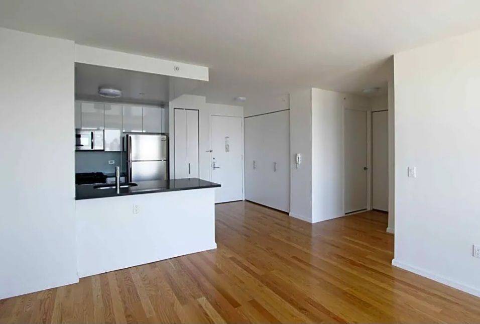 Brilliant, High Floor 2 Bed, 2 Bath, with a Walk in Closet, an Open Kitchen, In Unit Washer Dryer, and Northern Views of the 59th St Bridge and the East ...