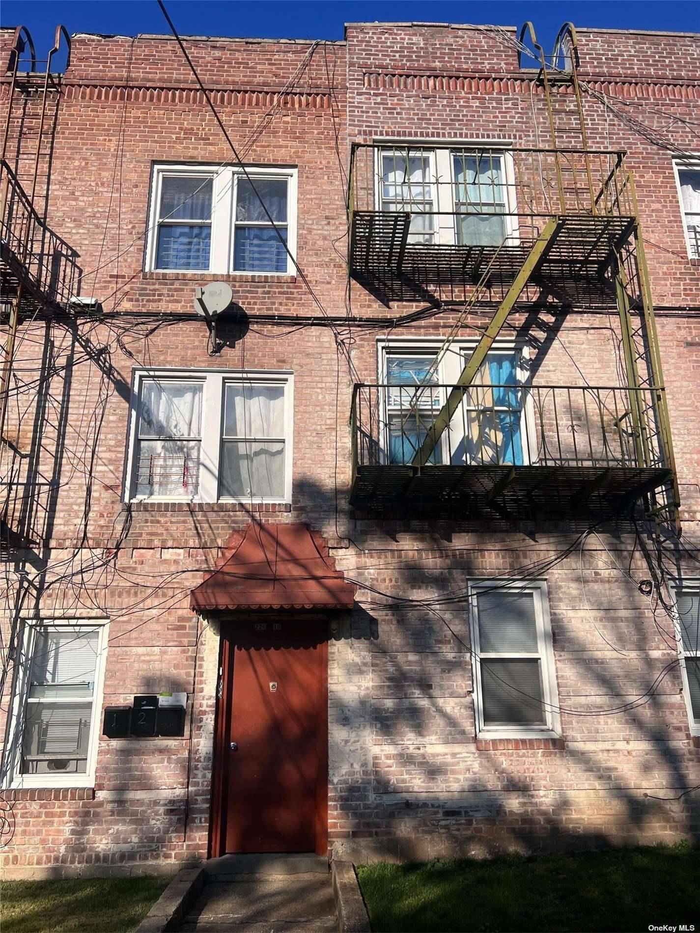 This is a great opportunity to own a mixed use property in the heart of Cambria Heights.
