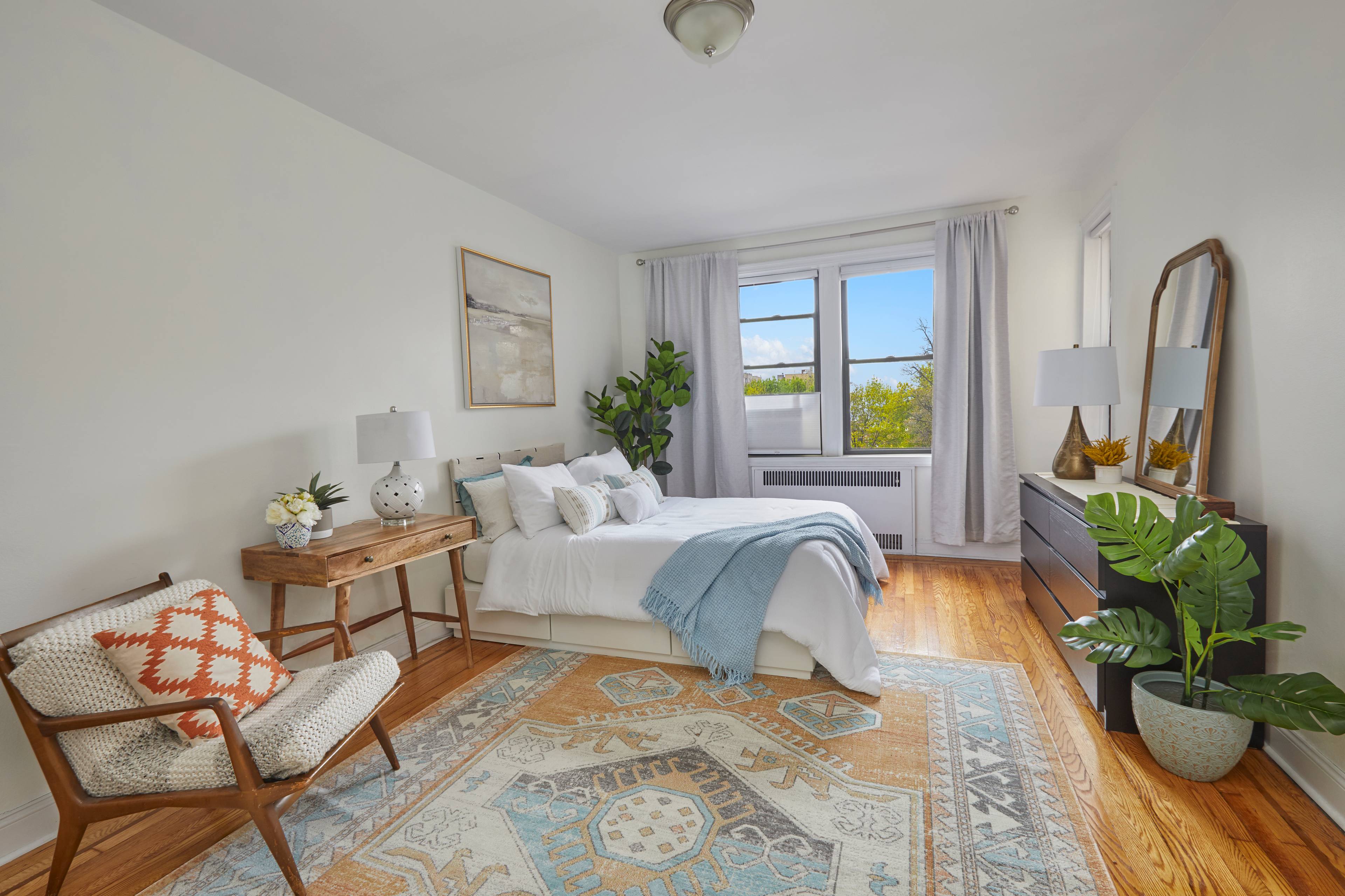 Spacious and bright extra Large one bedroom, one bath apartment located in historic Prospect Lefferts Gardens and only 2 short blocks from Prospect Park.