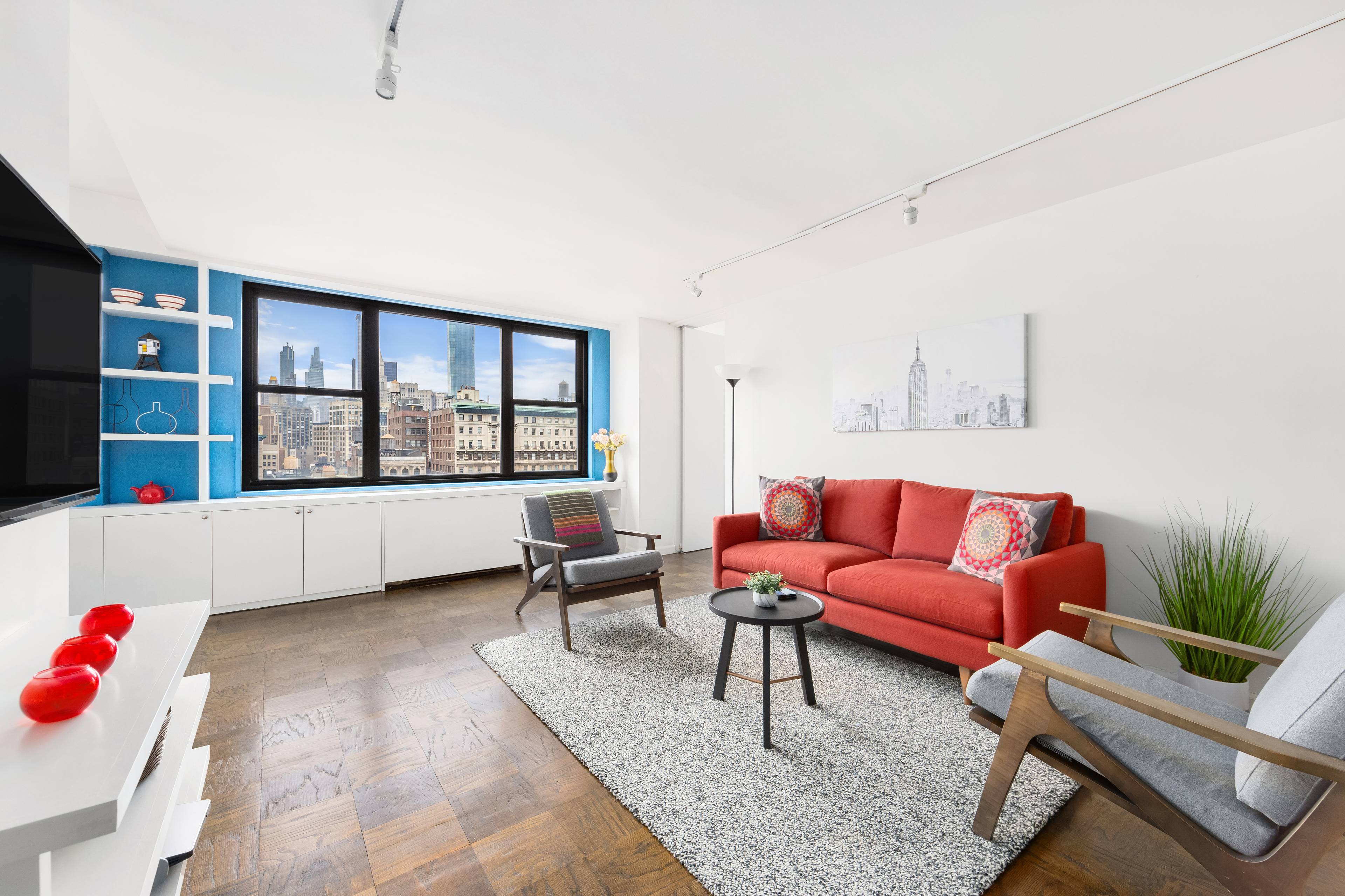 Residence 21A is a perfect one bedroom with extraordinary Manhattan skyline views from all rooms.