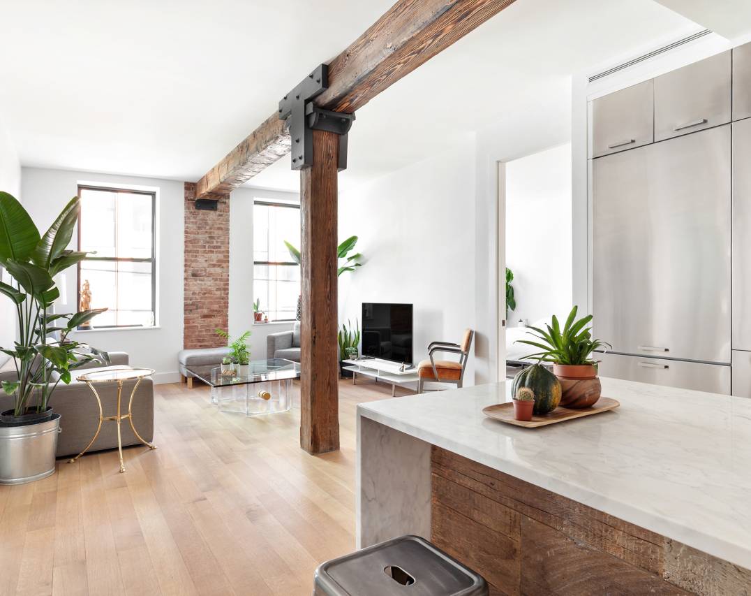 BEING SOLD AS INVESTOR UNIT 2 YEAR LEASE 5, 795 month Stunning elevator building, LUXURY LOFT perfectly situated in the heart of Williamsburg's most sought after exclusive, condominium.