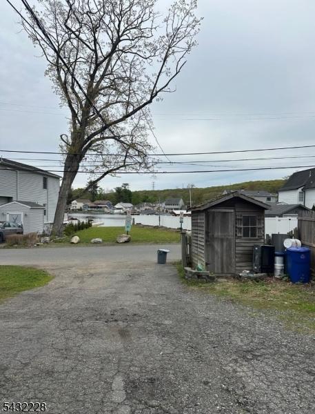 Parking Driveway