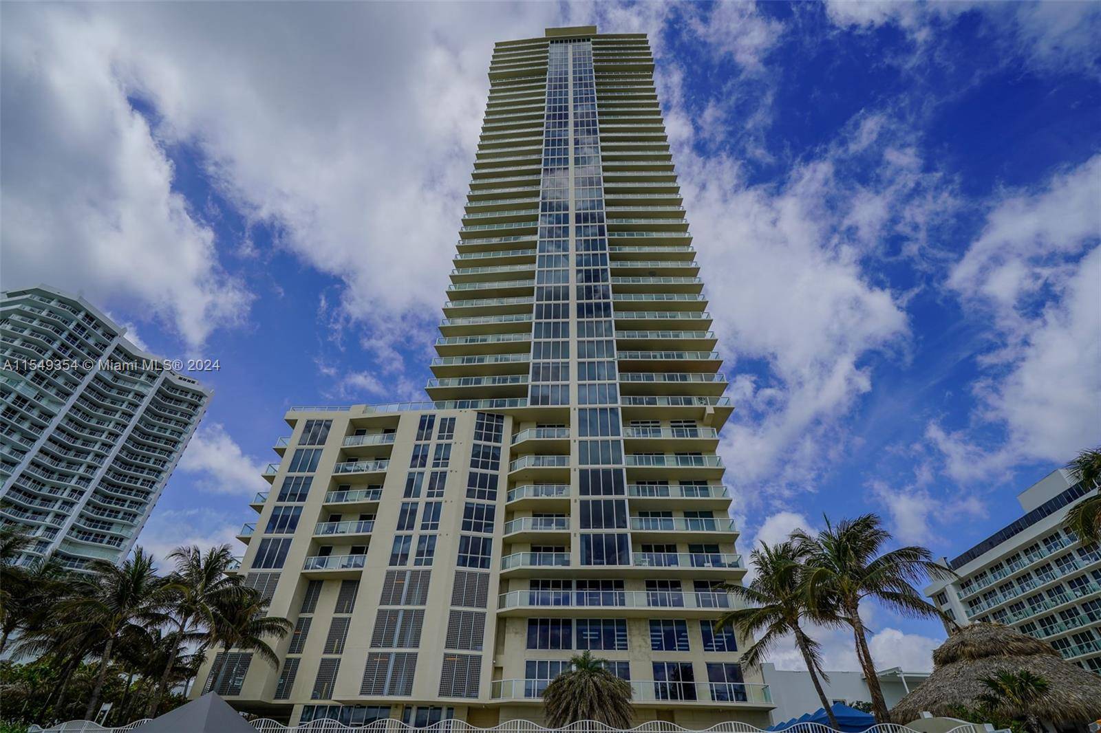 Welcome to paradise ! This gorgeous unit is spacious and bright featuring 2 large balconies where you can enjoy remarkable views of the ocean.