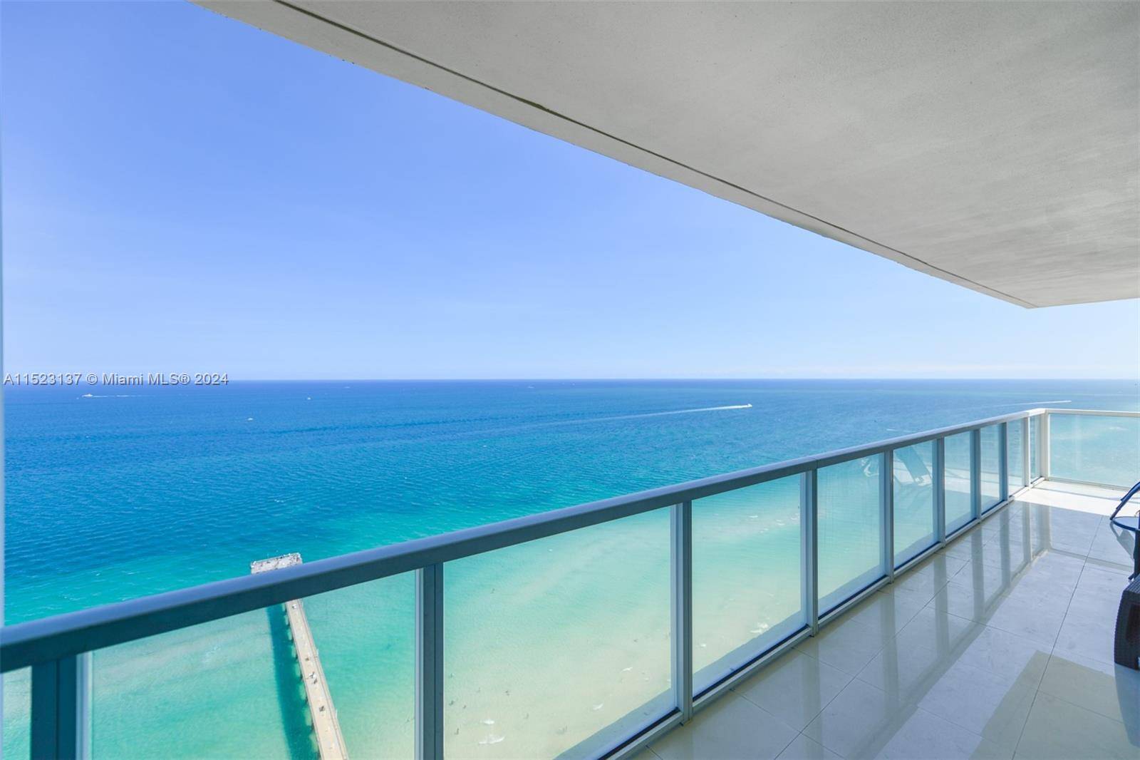 The most desirable 02 line in La Perla, southeast corner with direct unobstructed ocean views from every room.