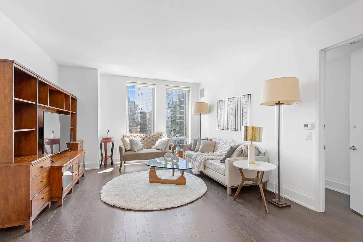 LUXURIOUS TRUE THREE BEDROOMS, THREE AND HALF BATHS RESIDENCE AT ONE RIVERSIDE PARK IN THE UPPER WEST SIDE WITH ALL DAY EASTERN SUNLIGHT.