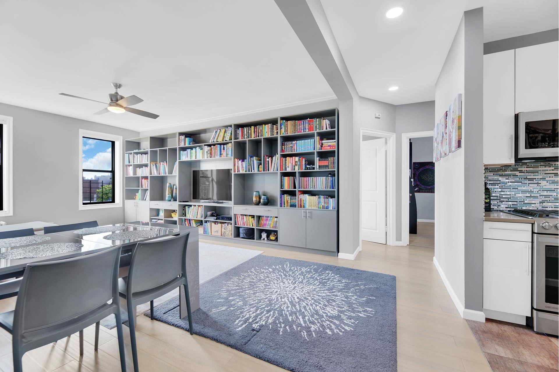 All showings including open houses must be made by appointment only With modern elegance and tasteful design, residence E4 at 351 Marine Avenue in Bay Ridge, Brooklyn is sure to ...