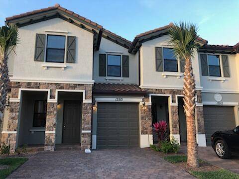 Welcome to Cambria Parc, a coveted gated community featuring newer construction.