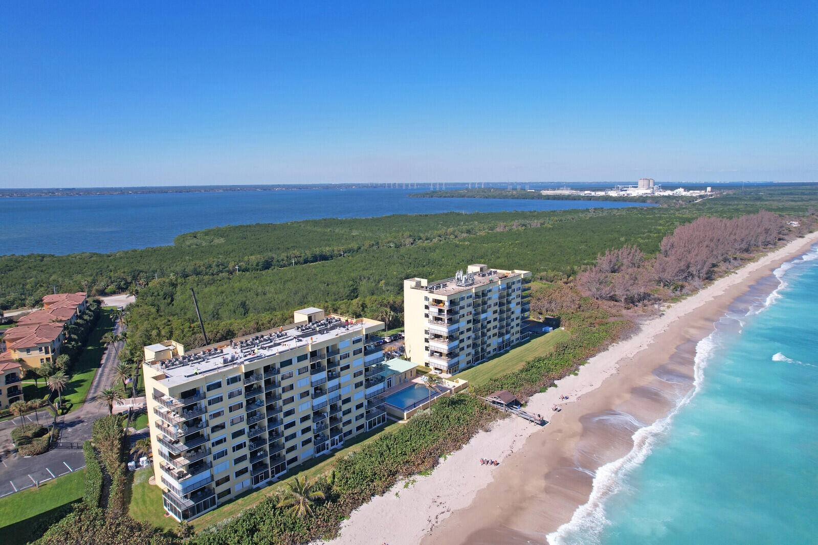 Welcome to your slice of paradise on Hutchinson Island !