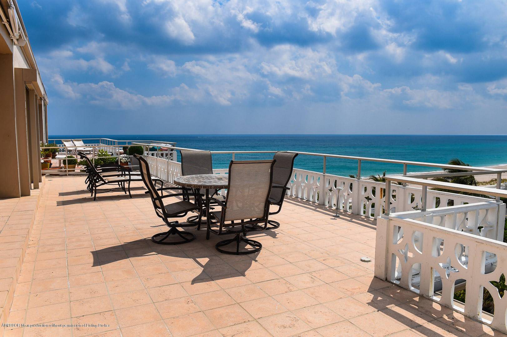 Bright 3BR 2BA penthouse with breathtaking ocean views, expansive balcony and 10' ceilings.