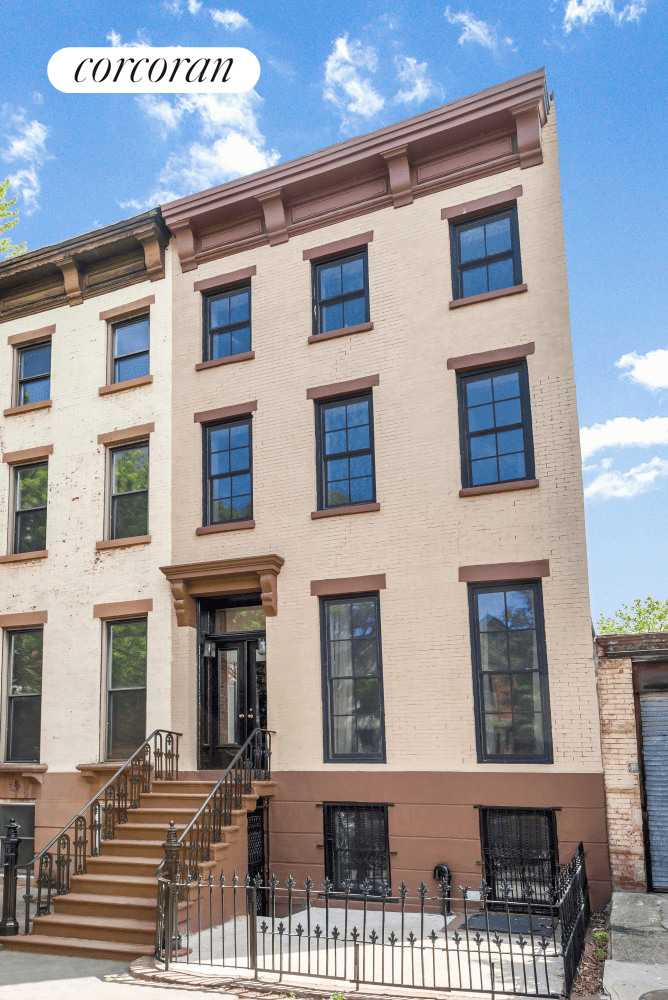 On the nexus of Clinton Hill and Fort Greene, some of Brooklyn's most coveted neighborhoods, 139 Vanderbilt Avenue is a 20 ft wide Brownstone home renovated in 2023.