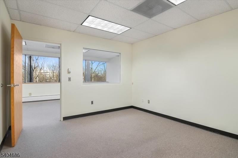 OFFICE 1