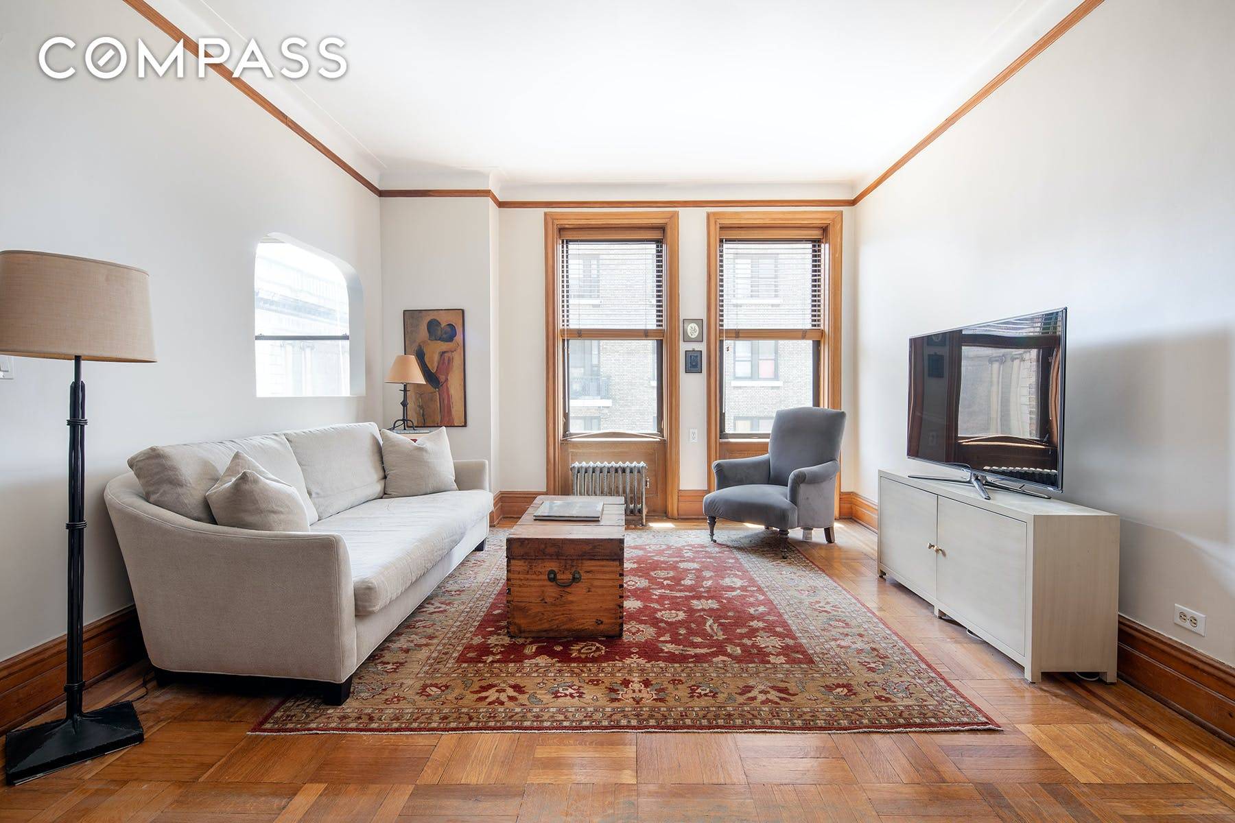 SUNNY PREWAR BEAUTY IN WASHINGTON HEIGHTS HISTORIC AUDUBON PARK DISTRICT Sun drenched, lofty, beautiful prewar one bedroom with patrial river views.