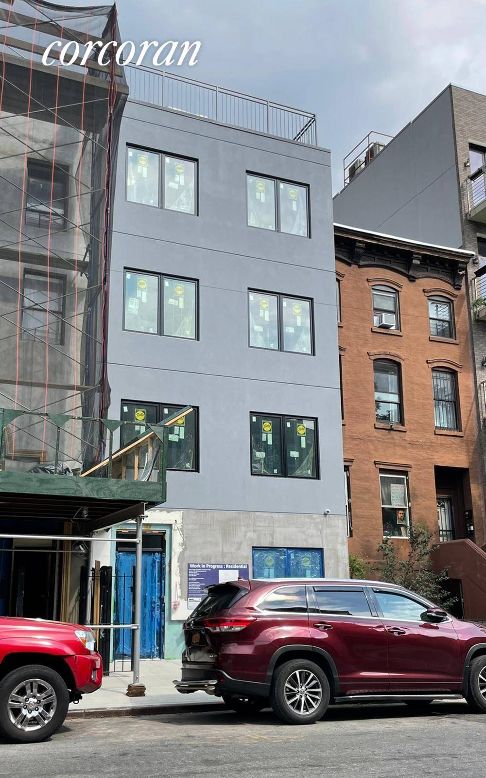 Welcome to 437 Franklin Avenue, a brand new construction building with 8 luxury apartments on the border of Bed Stuy and Clinton Hill.